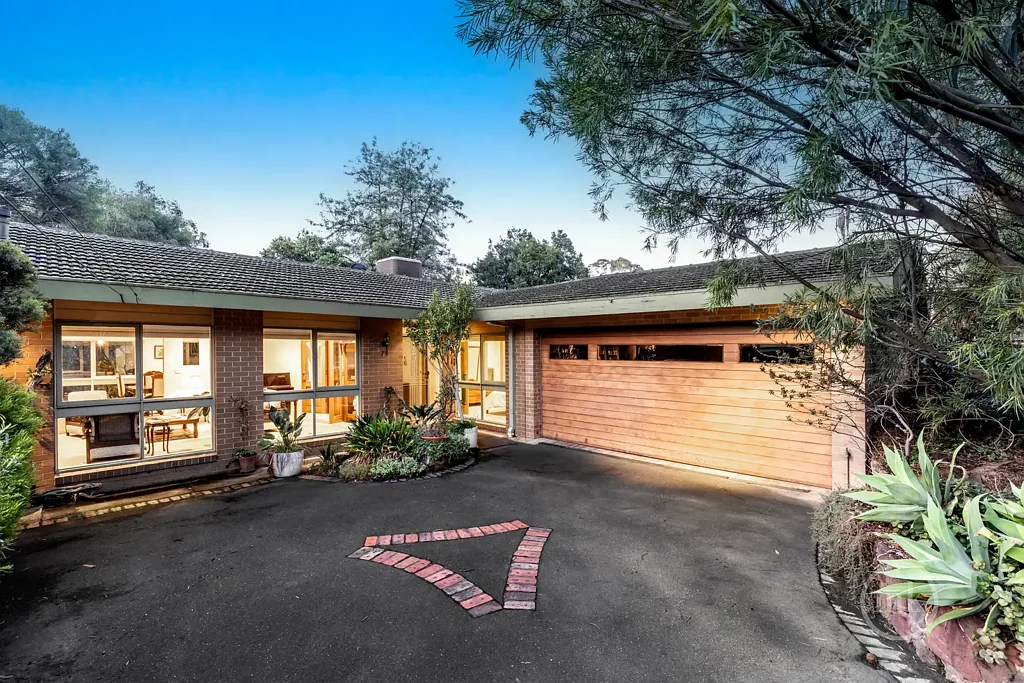 73 Old Eltham Road, Lower Plenty, VIC 3093