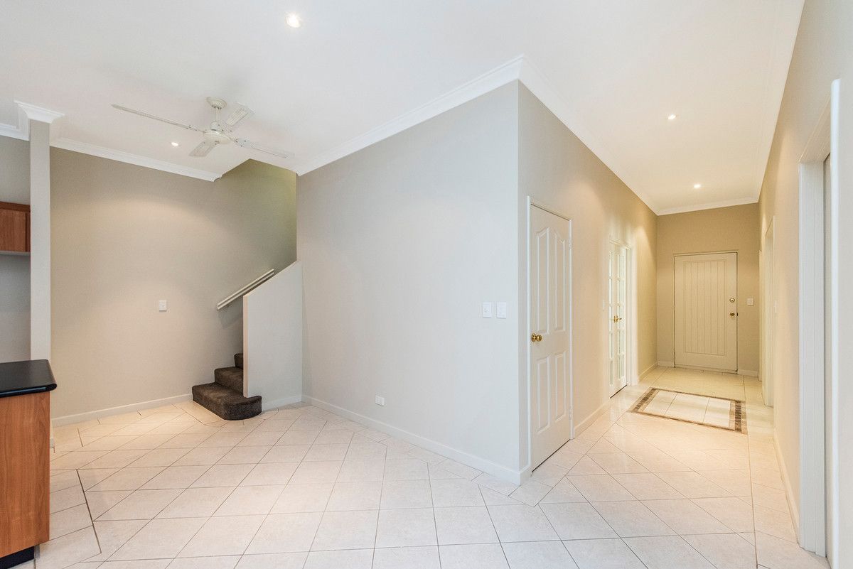 24 WITTENOOM ST, EAST PERTH WA 6004, 0部屋, 0バスルーム, House