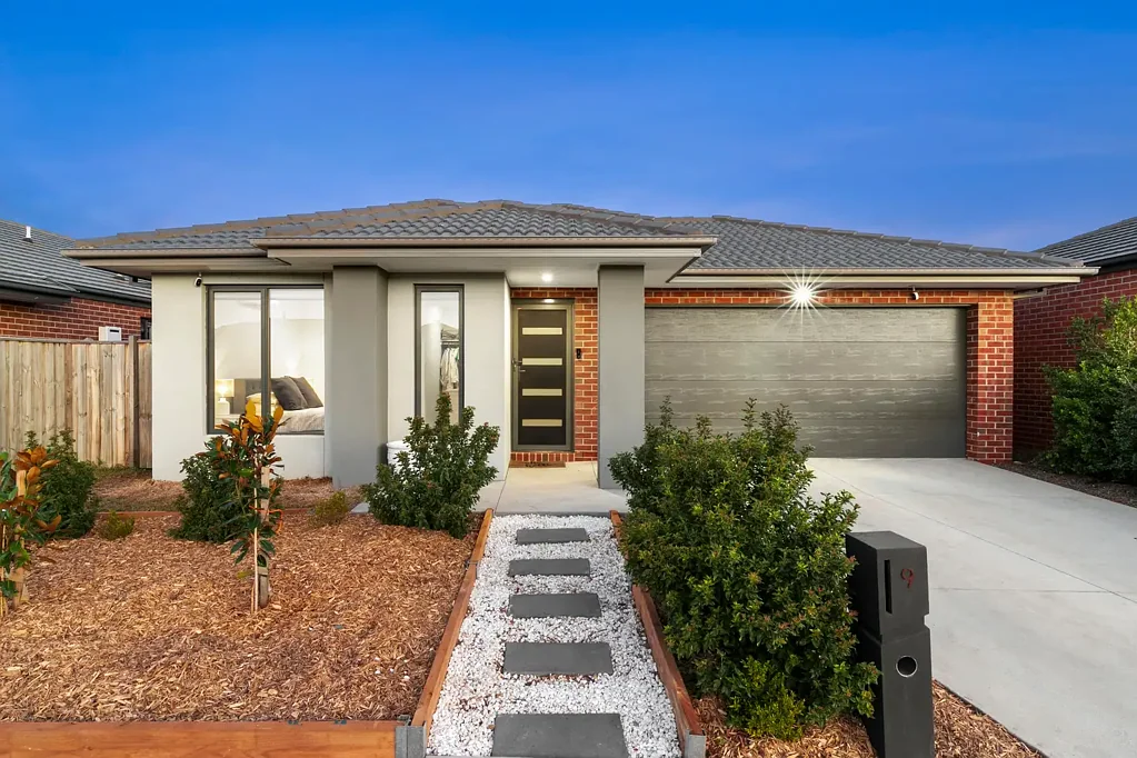 9 Moonah Circuit, Lara, VIC 3212