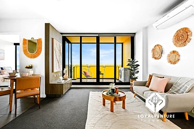 Melbourne 2chambre Elevated Elegance with Panoramic Views