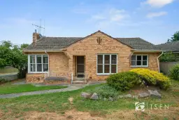 216 Neale Street, Flora Hill