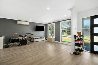 24 Peppermint Drive, Worrigee, NSW 2540, 4 Bedrooms, 2 Bathrooms, House