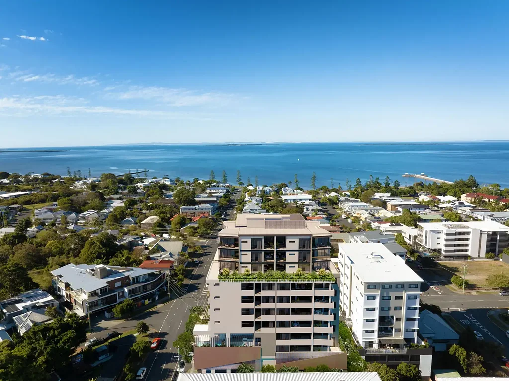 Wynnum 3房 东北角景观  三卧两浴  Miele厨房  双车位  度假村设施  海湾生活 "Panorama — Expand your Horizon"