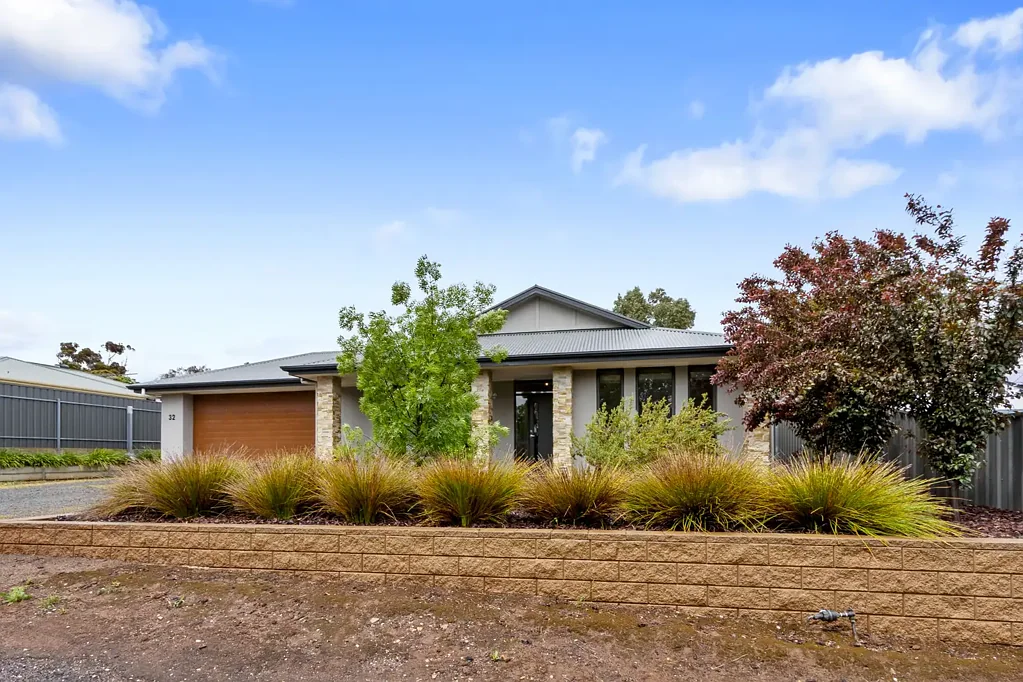 Stockwell 4Kwarto Spacious Country Family Haven in Scenic Stockwell!