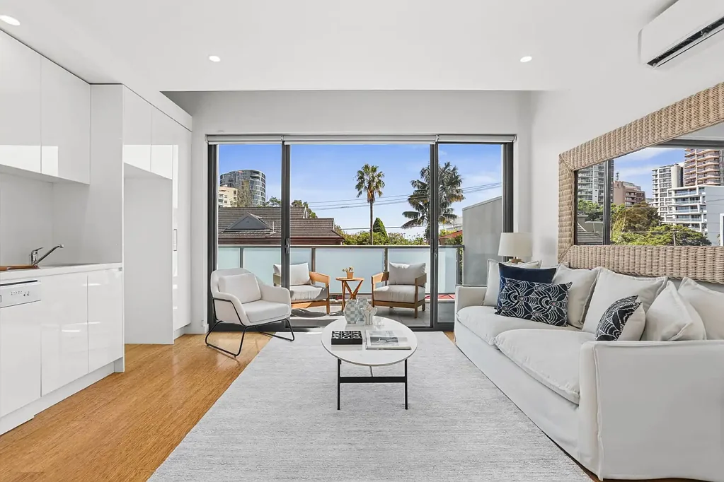 Bondi Junction 1chambre Vibrant Apartment Of Bespoke Design With Garden Retreat