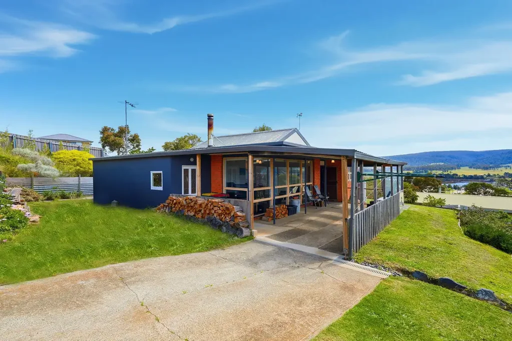 Triabunna 3ਬੈੱਡਰੂਮ Light-filled and relaxed coastal living