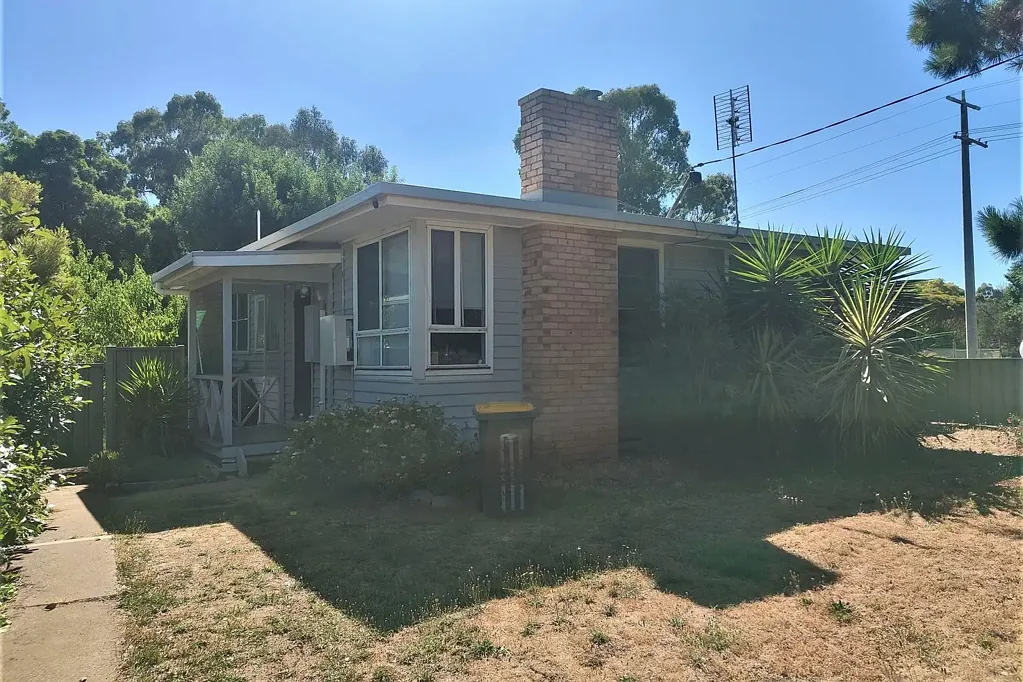 HOUSE FOR LEASE - 121 HIGH STREET, WEDDERBURN