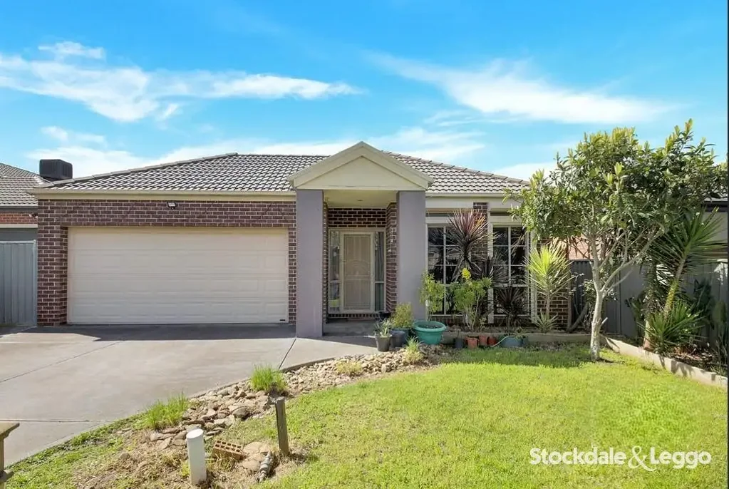 Spacious Family Living in the Heart of Craigieburn !