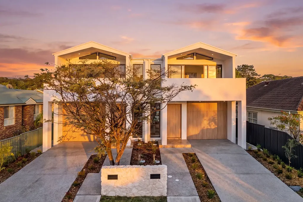 East Corrimal 4Kwarto Sophisticated new family entertainer