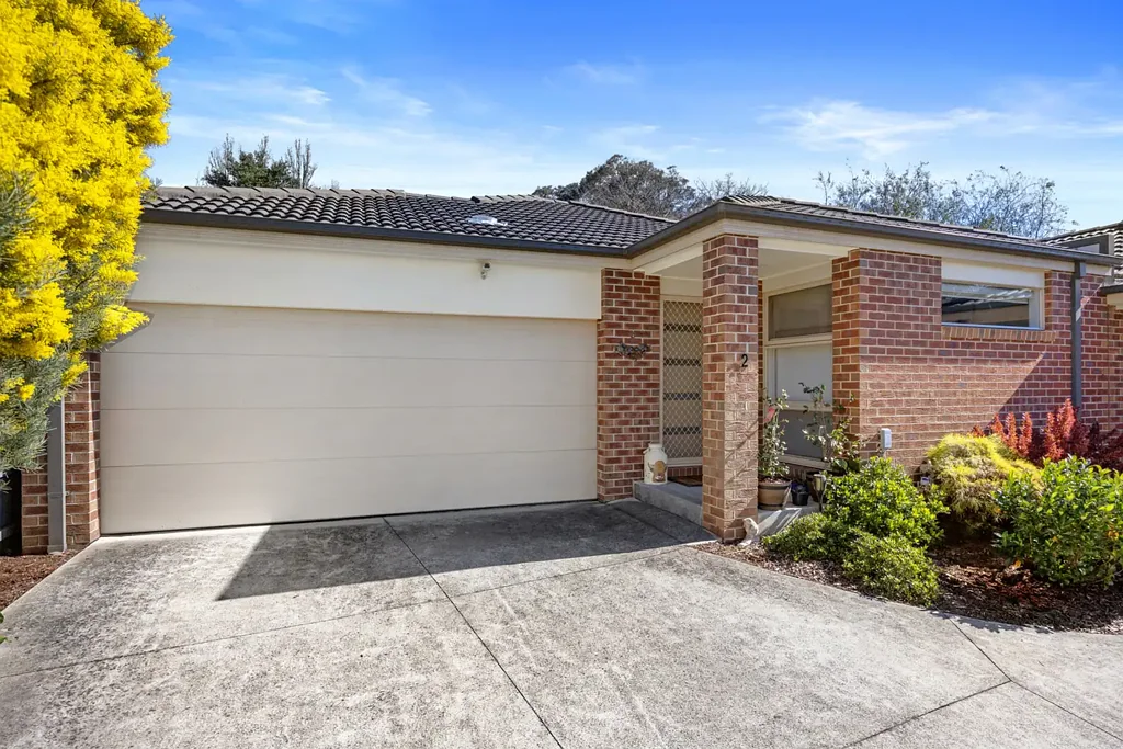 2/13 Norman Road, Croydon, VIC 3136