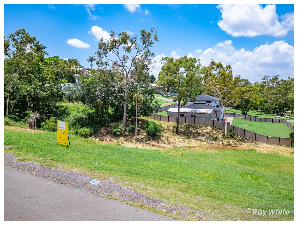 27 Lamington Street, The Range, QLD 4700