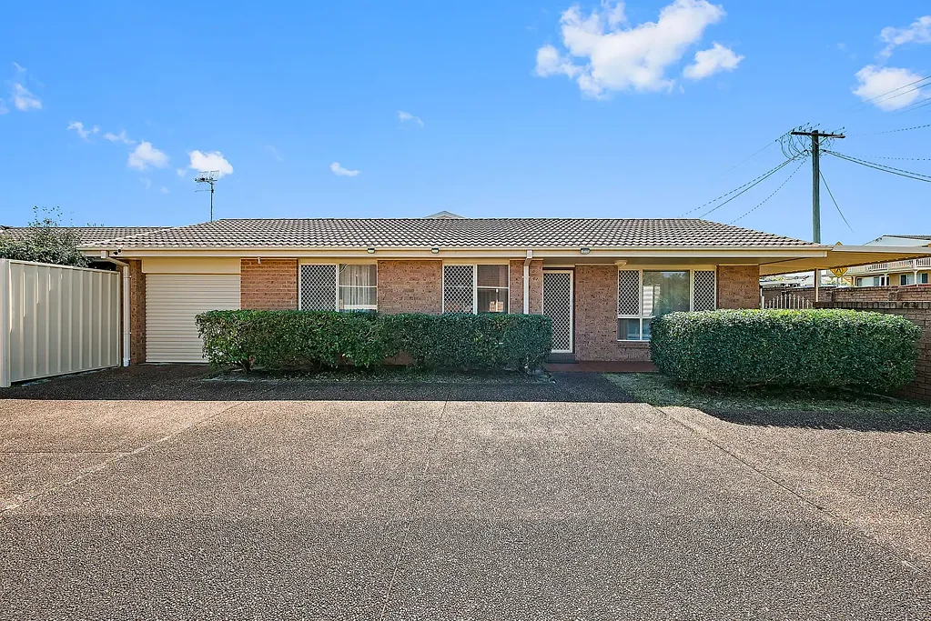 Toukley 3ਬੈੱਡਰੂਮ Heart of Toukley - Torrens Title - 3 Bedrooms
