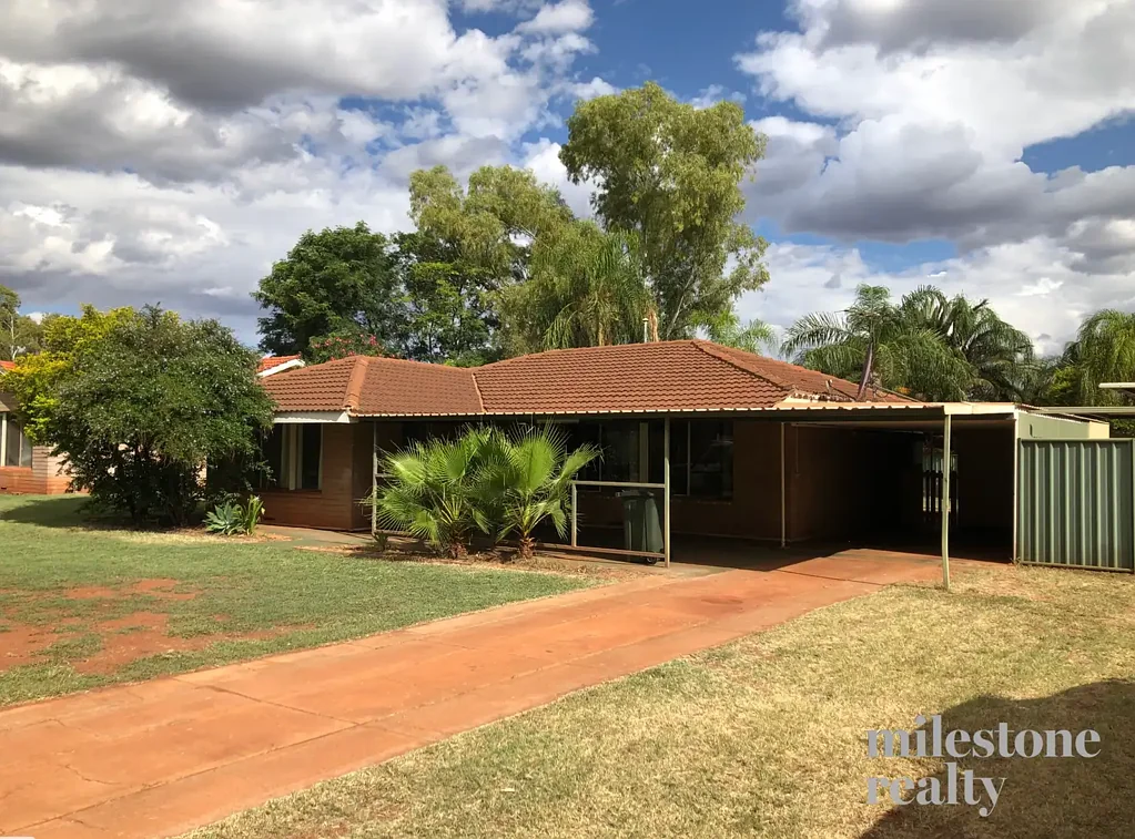 90 Oleander Street, Tom Price, WA 6751