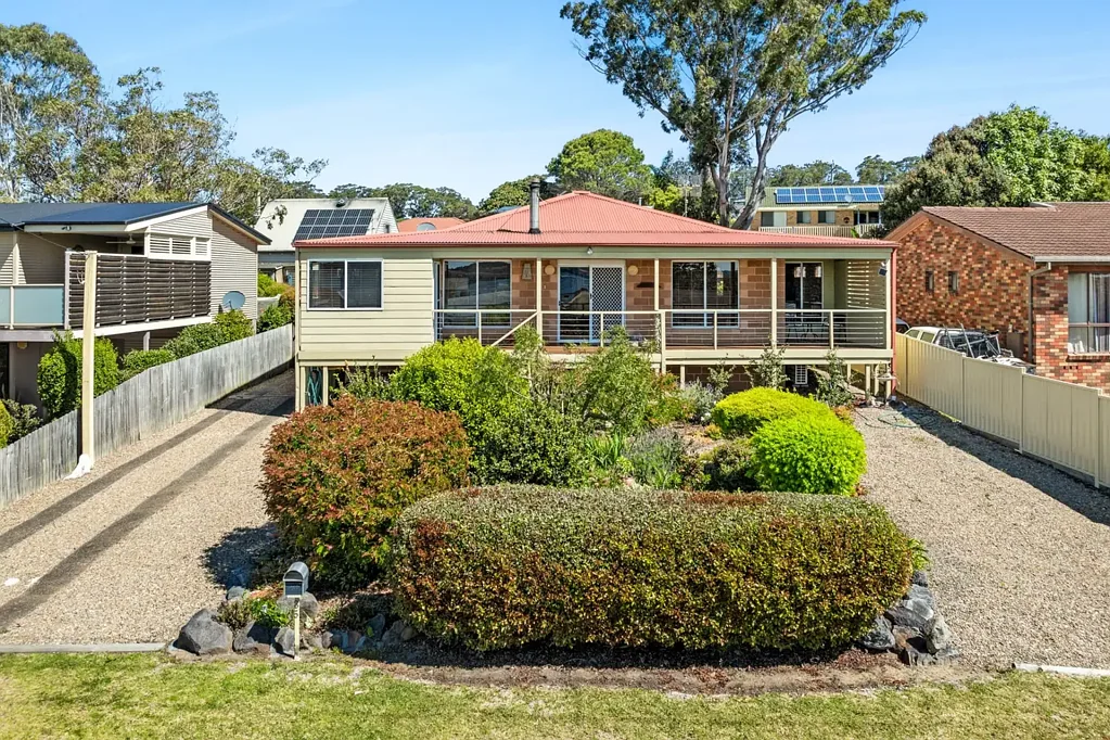 35 Gould Street, Tuross Head, NSW 2537