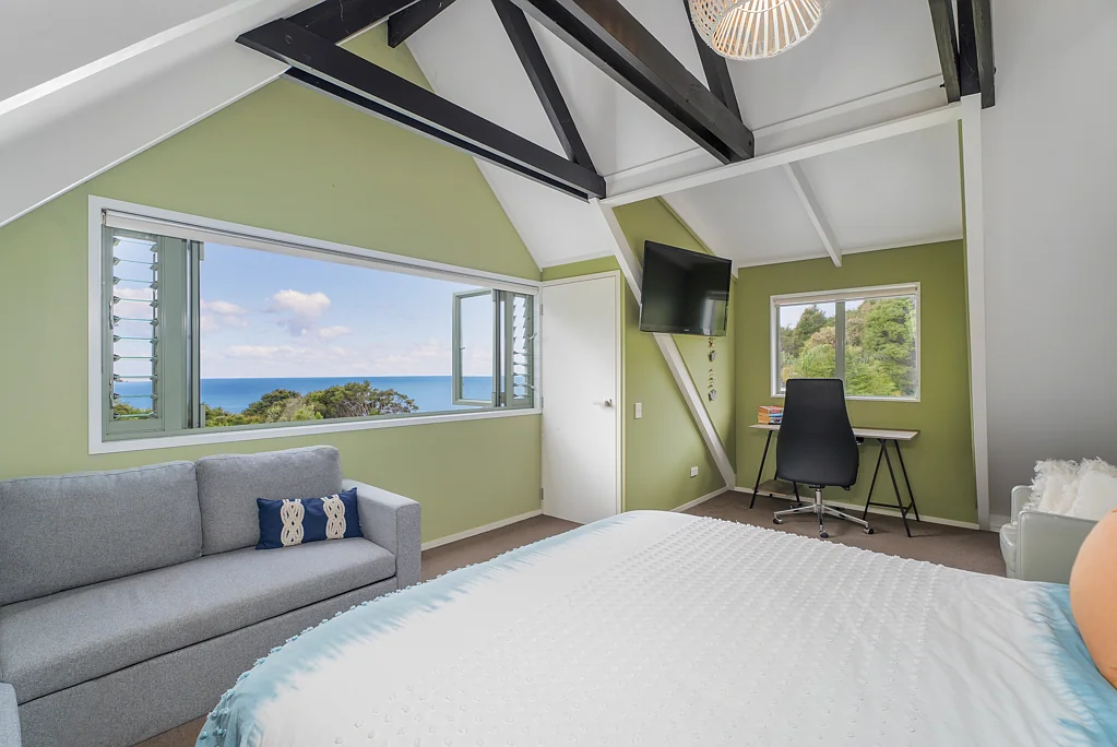 Whenuakite Starry nights and room for the whole family