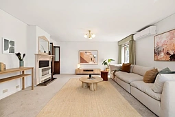 38 Lutwyche Street, Higgins