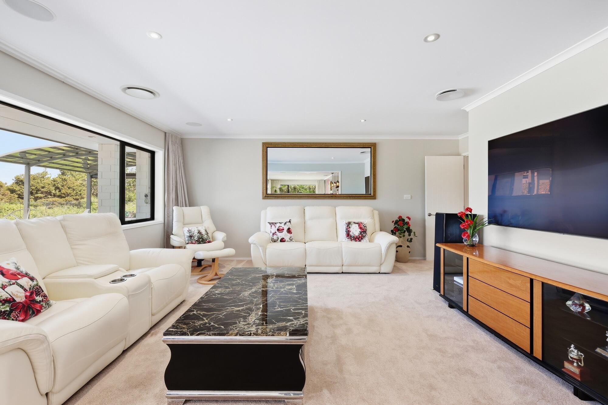 108 Vaughans Road, Long Bay, photo 3