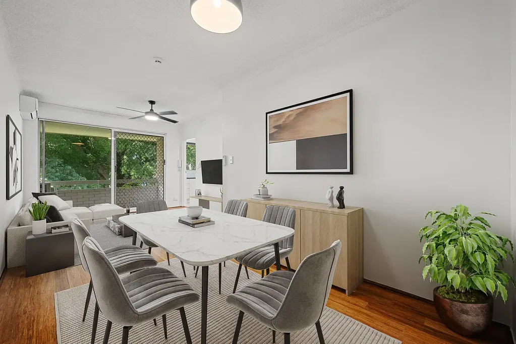 Modern Comfort with Rare 31.3sqm Tandem Garage