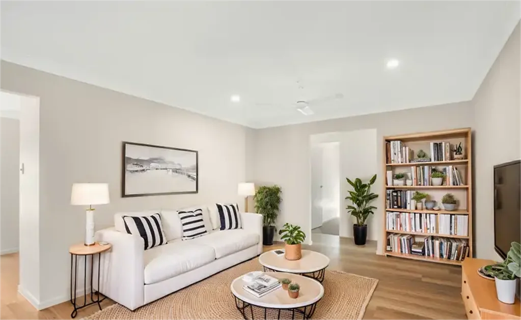 4 Bedroom Family Home with Airconditioning