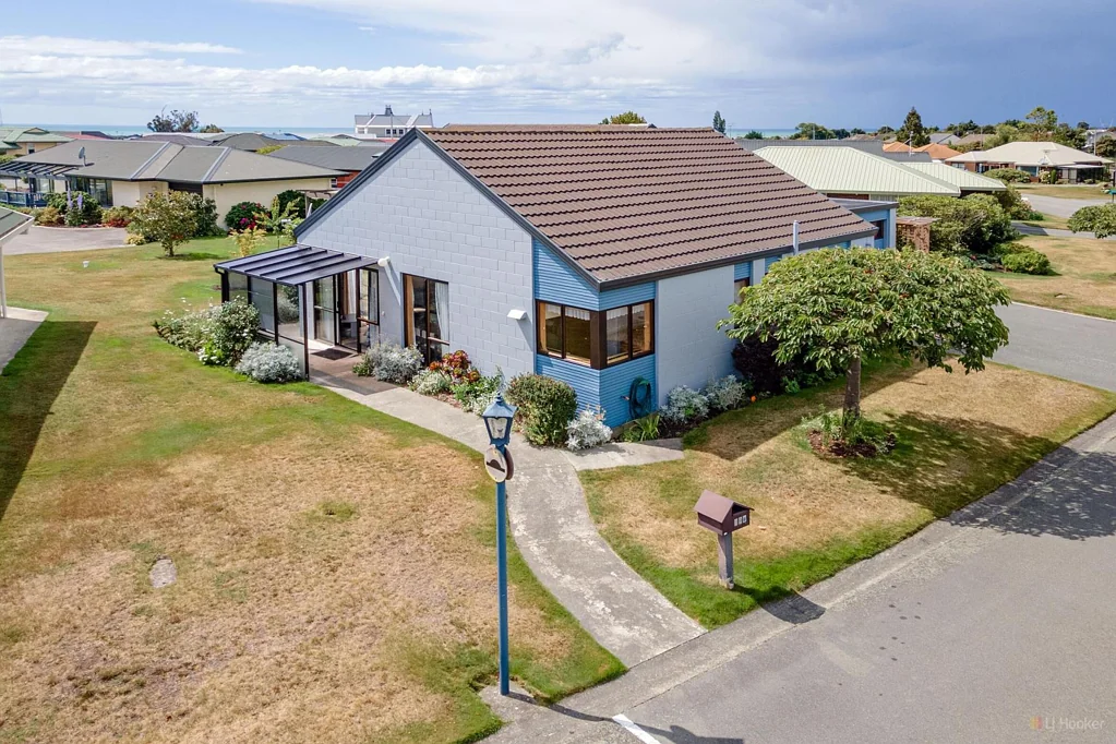 Marchwiel 2Phòng ngủ Your Perfect Retreat in Mountain View Village