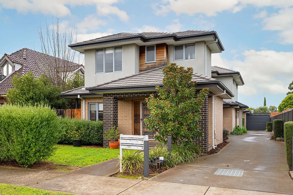 1/12 Dennis Street, Reservoir, VIC 3073