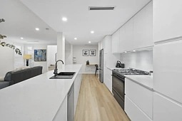 2078/1 The Vistas Drive, Carrara