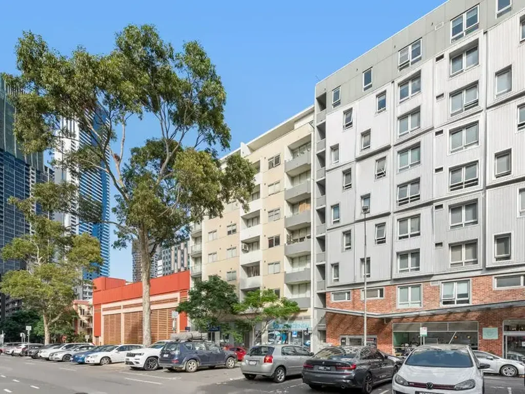 2 bedroom 1 bathroom 1 carpark in Carlton