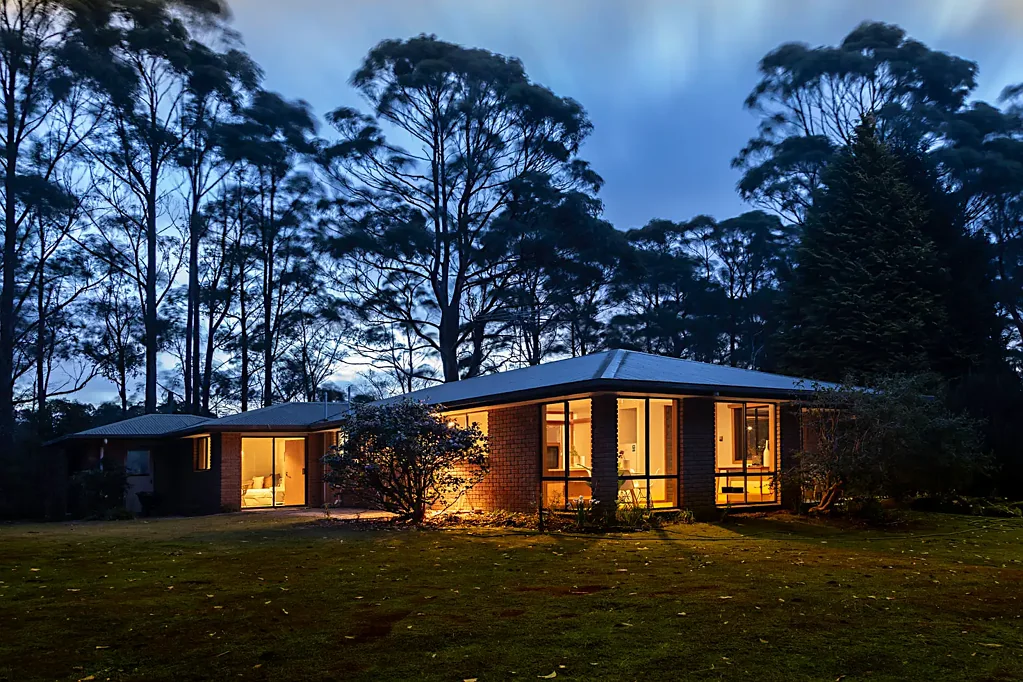 Port Arthur 3 Bedroom Private, Tranquil Sanctuary on 20.53 H.A. Sunshine Inside & Out