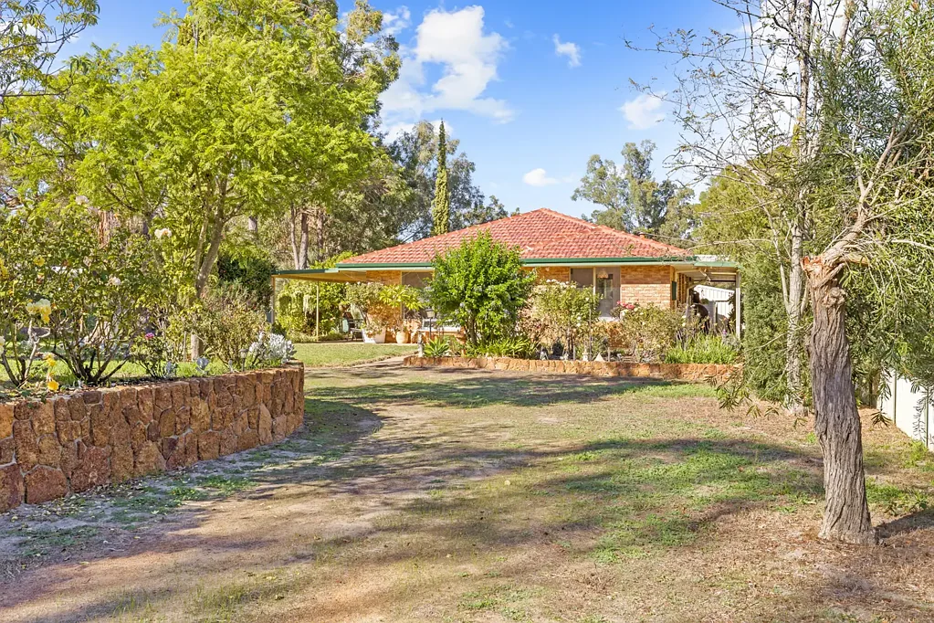 Mount Helena 4房  Perth Hills Lifestyle Awaits!!!