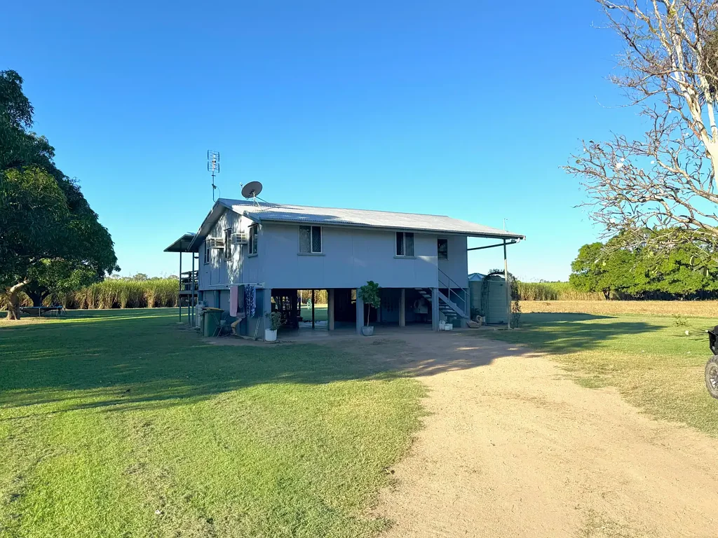 Jarvisfield Irrigated Horticlture with River Bank & Open Grazing