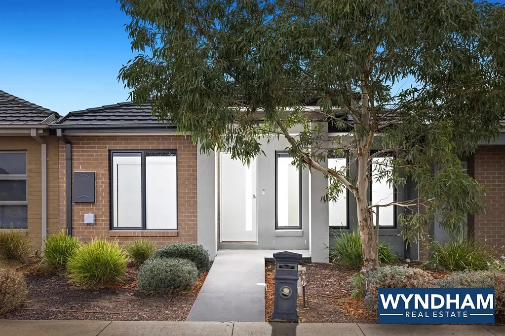 Modern Family Living with Style, Space & Comfort