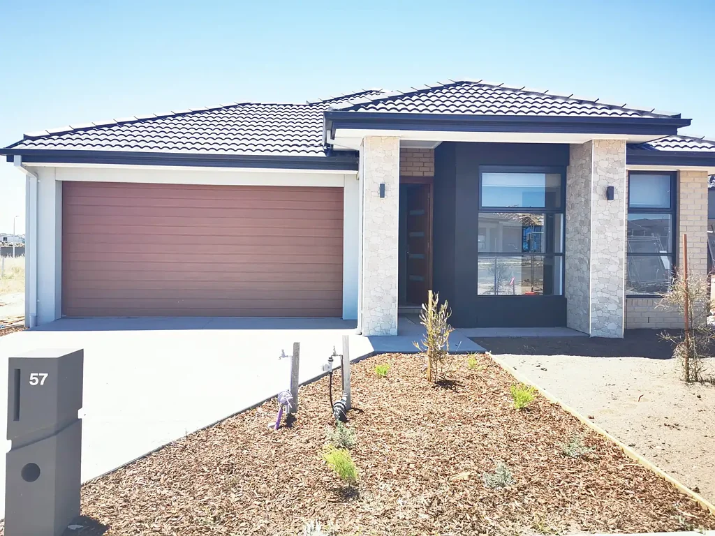Spacious & Stylish Family Living in the Heart of Tarneit