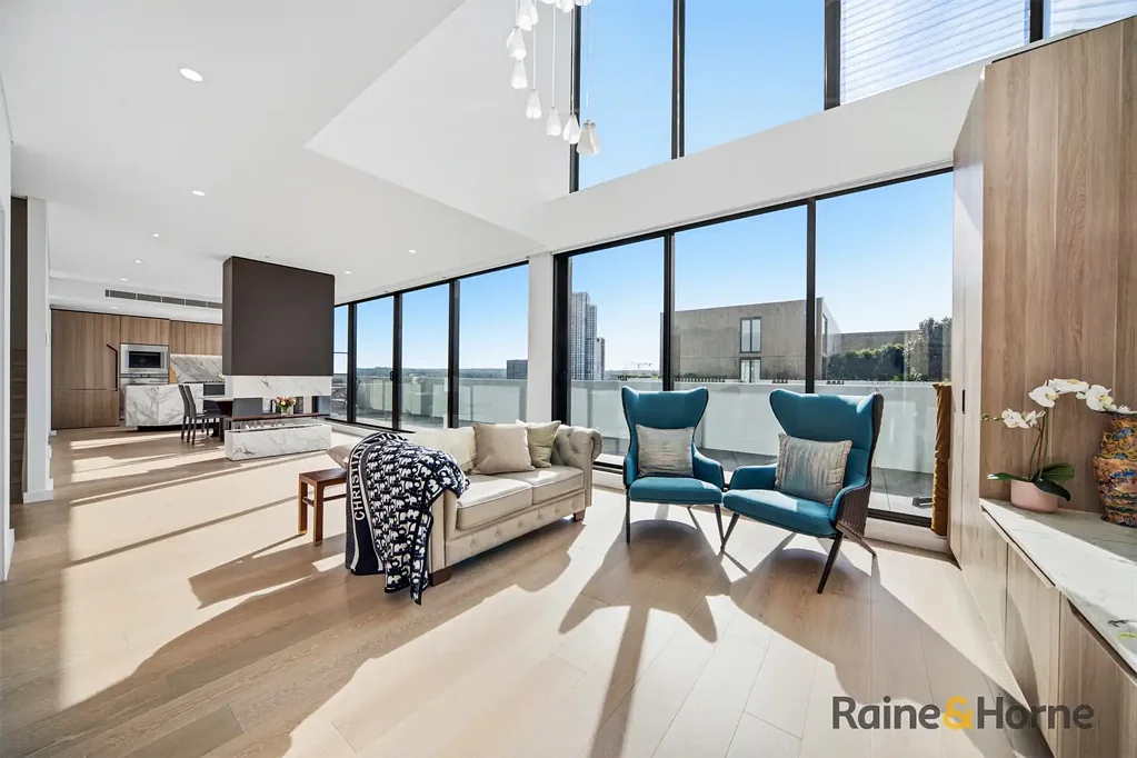 Macquarie Park 4ਬੈੱਡਰੂਮ Luxury Dual-Level Penthouse | 4 Bed + 4 Bath + 2 Car | Custom Designed | North-East Facing