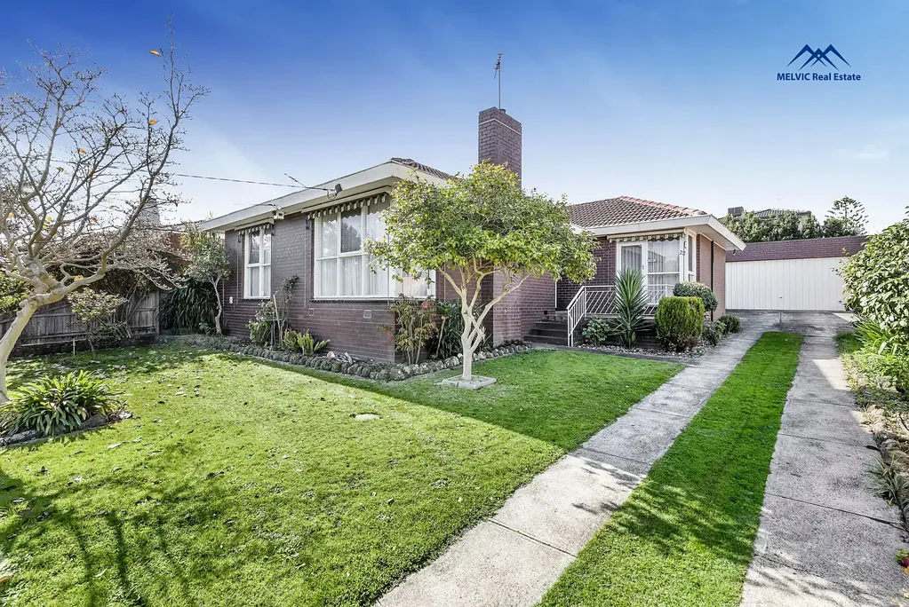 Family Home in a prime Mulgrave Location !