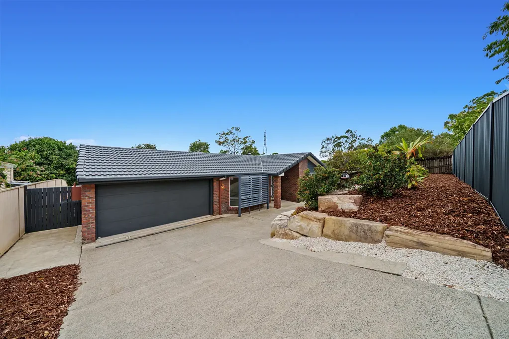 Highland Park 4Zimmer Family Living, Prime Location & The Ultimate 12x6m Shed