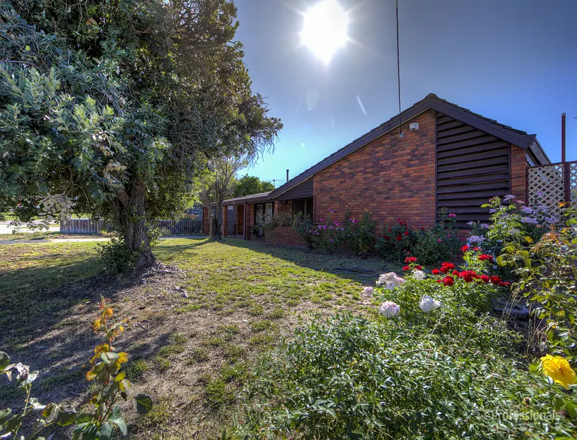 29 Ackmar Way, Swan View, WA 6056, 4 침실, 2 욕실, House