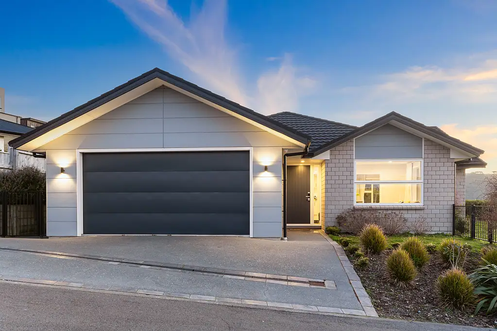 47 John Burke Drive, Aotea, Porirua, Wellington