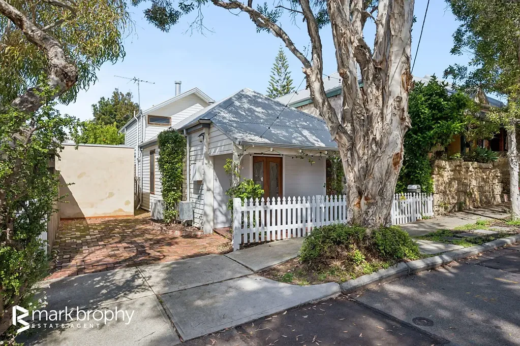 South Fremantle 3 Slaapkamer GOLD STREET PARK PRECINCT !!