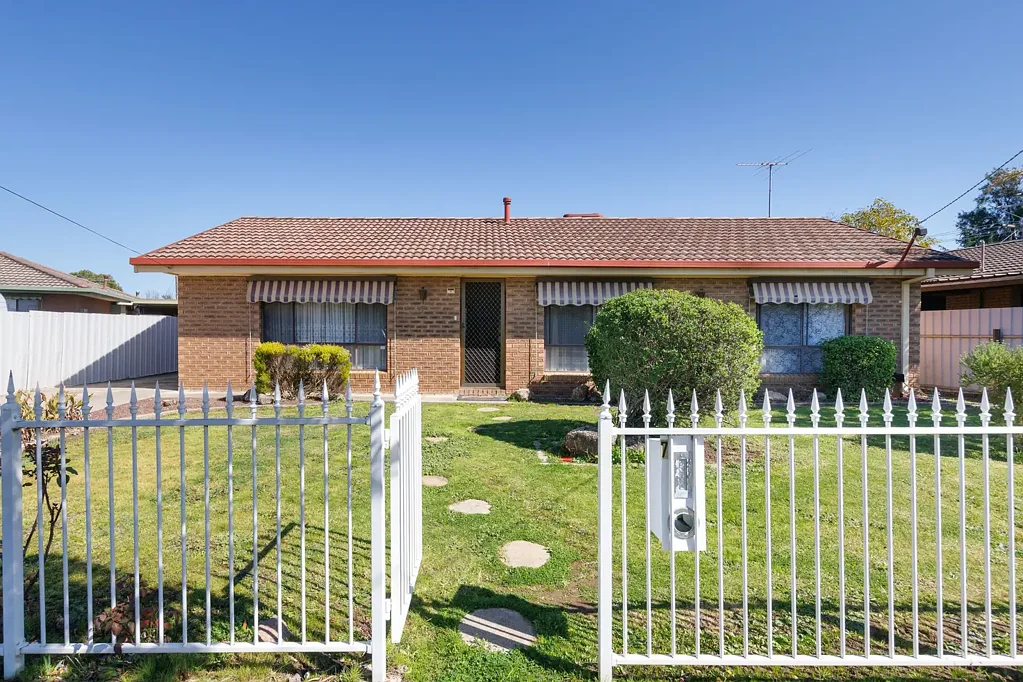 West Wodonga 3房  WODONGA – Versatile Living in a Quiet Court