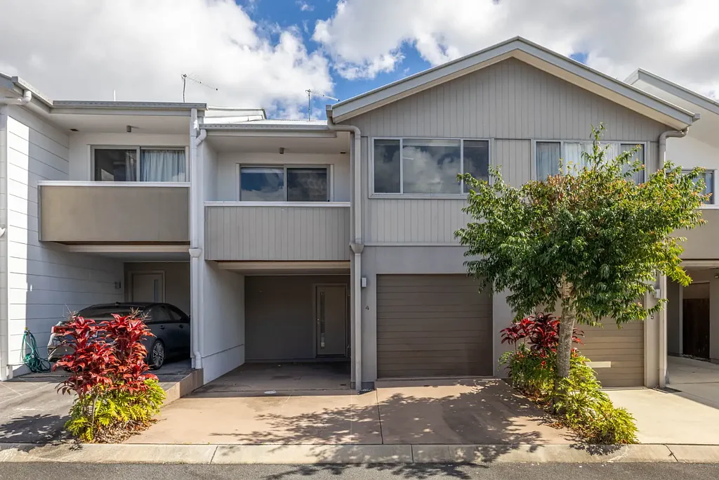 Parkinson 4 Bedroom TOWNHOUSE 4/8 NORFOLK STREET, PARKINSON