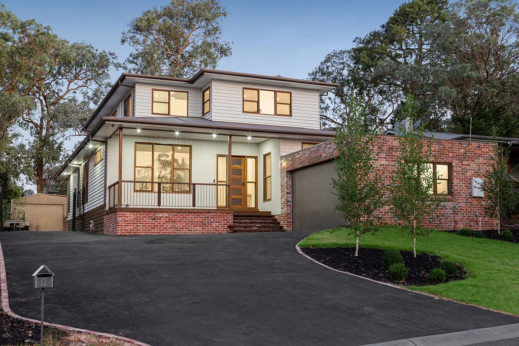 12 Finnigan Street, Research, VIC 3095