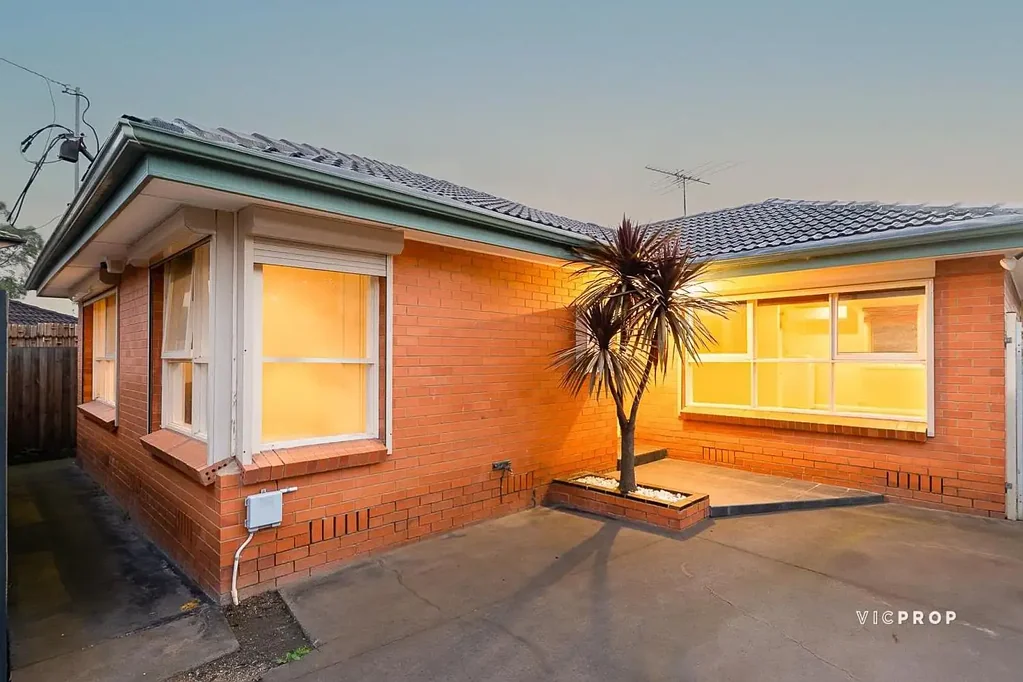 Fawkner 3房 公园旁优越位置的单层静居 Single-Level Sanctuary in Parkside Position