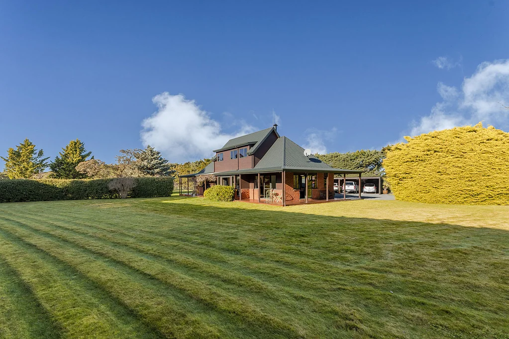 West Melton Saddle up for something special on 10 acres