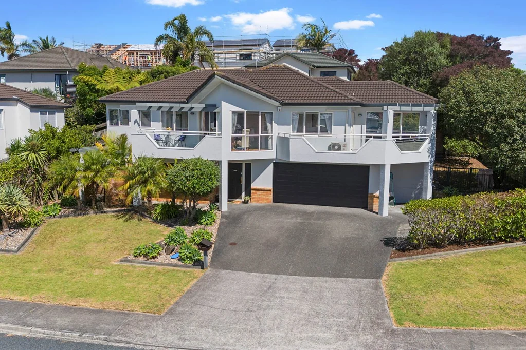6 Harbour Lights Close, West Harbour, Waitakere City, Auckland
