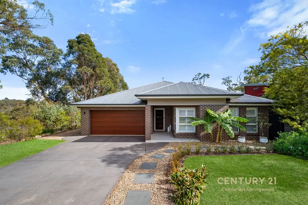 Winmalee 4 Bedroom Design, Location, Views Presention.