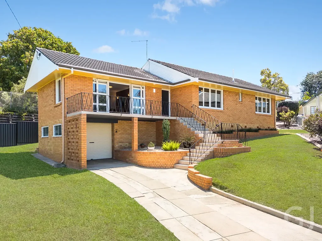 16 Gourlay Street, Kedron, QLD 4031