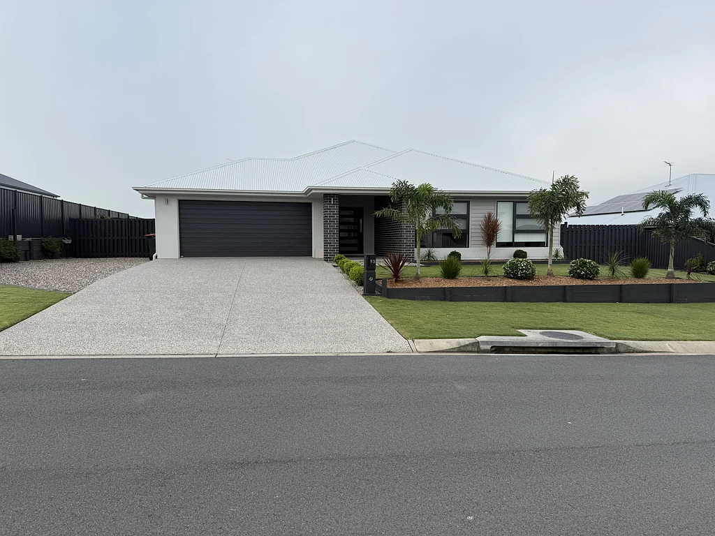 93 Peppermint Circuit, Nikenbah, QLD 4655