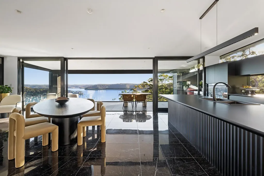 Palm Beach 5房 ALTITUDE 98 | 俯瞰 Pittwater 的非凡建筑杰作 ALTITUDE 98 | An Extraordinary Architectural Masterpiece Above Pittwater