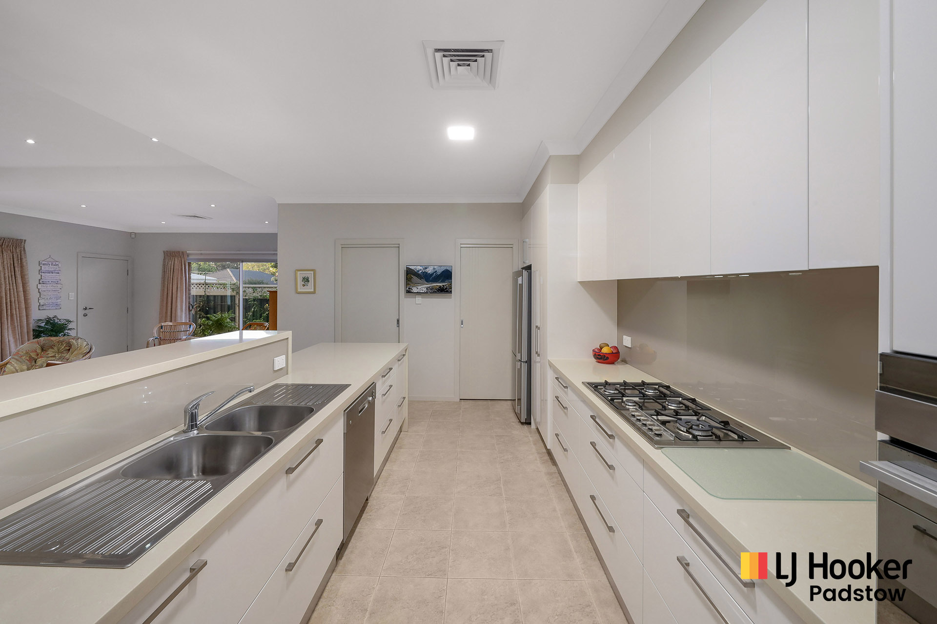 10 BLANCHE AV, PADSTOW NSW 2211, 0 chambres, 0 salles de bain, House