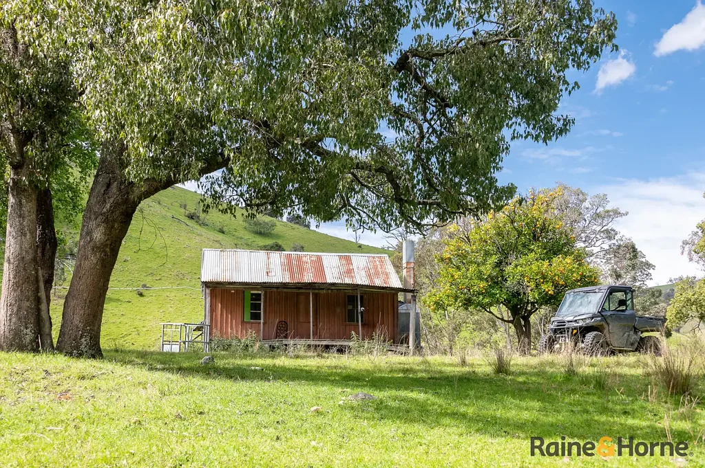Walcha 'Fairy Creek' Cottage